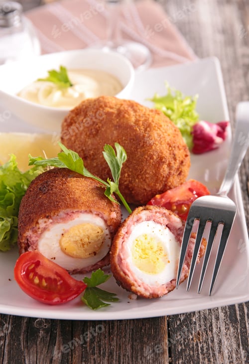 Preview: Meat Stuffed With Egg And Vegetables