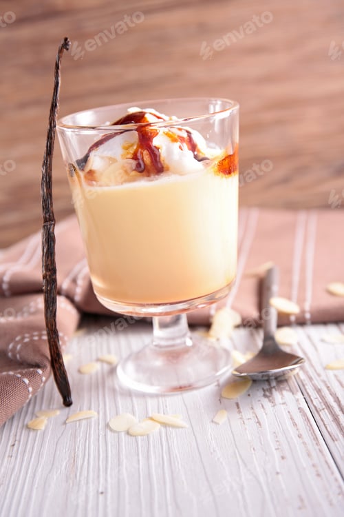 Preview: Custard Cream With Whipped Egg Whites
