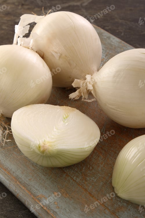 Preview: Preparing White Onions