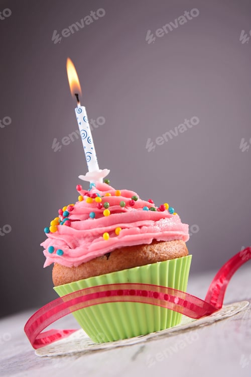 Preview: Birthday Cupcake