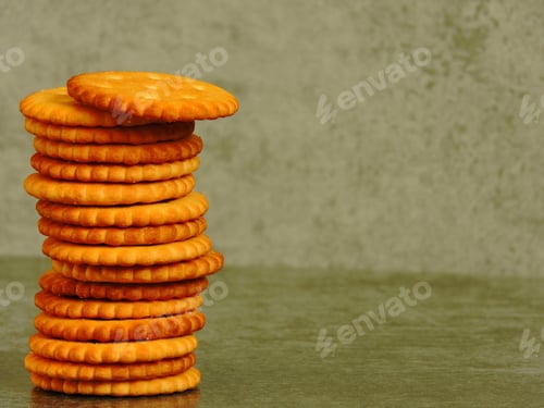 Preview: Cracker Column. Macro. Copy Space.