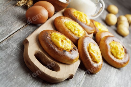 Preview: Shangi- Patties With Cottage Cheese Or Potatoes Russian Pastry