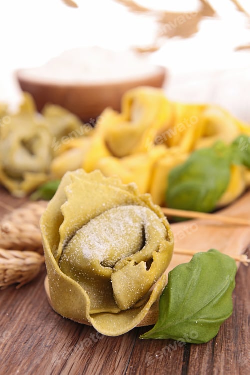 Preview: Raw Fresh Italia Pasta