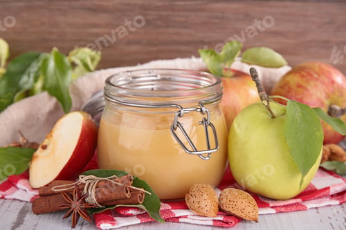 Preview: Apple Sauce