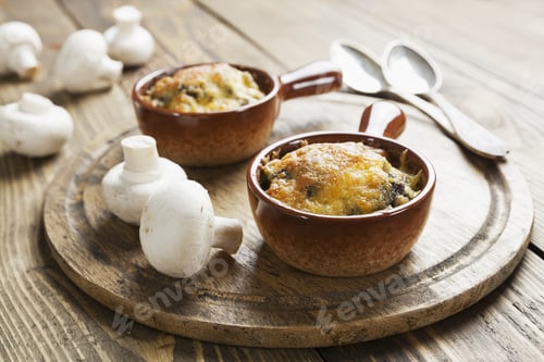 Preview: Mushrooms Baked With Cheese Crust In Cocotte
