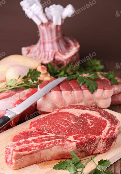 Preview: Assortment Of Raw Meats