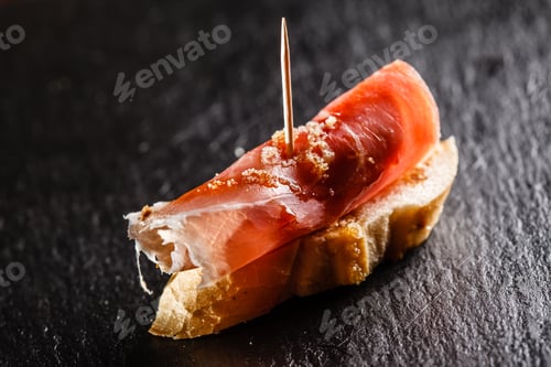 Preview: Tapas