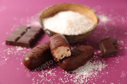Preview: Homemade Chocolate Bar With Coconut