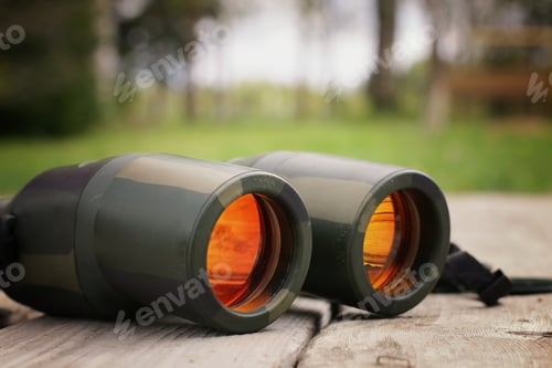 Preview: Gun Binoculars