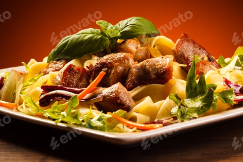 Preview: Pasta With Meat And Vegetables