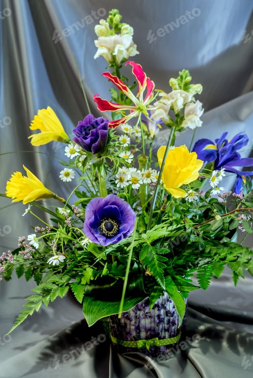 Preview: Spring Bouquet