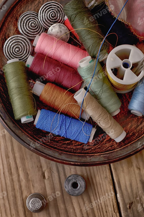 Preview: Instruments Of Repairman Clothing And Thread