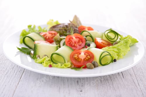 Preview: Vegetable Salad With Cucumber