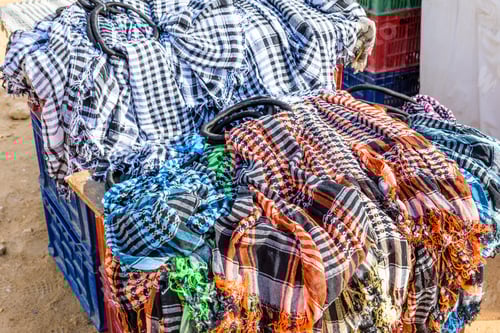 Preview: Different Keffiyeh (Traditional Arabian Headdress) For Sale In Street Shop