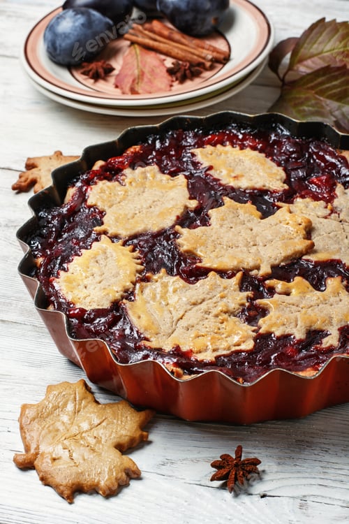 Preview: Autumn Pie With Plum Decorated Cakes In The Form Of Leaflets