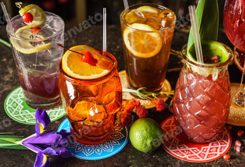 Preview: Cocktails In The Bar