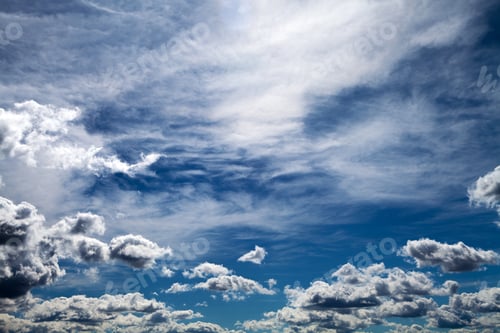 Blauer Himmel, Wolken