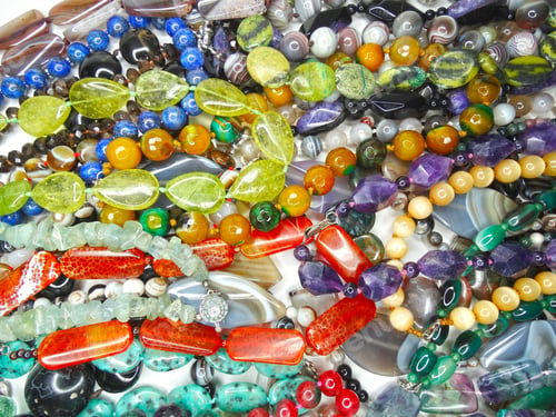 Preview: Jewelry Background Fashion Beads Necklace With Bright Crystals