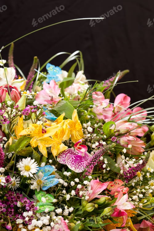 Preview: Bouquet Of Colorful Flowers