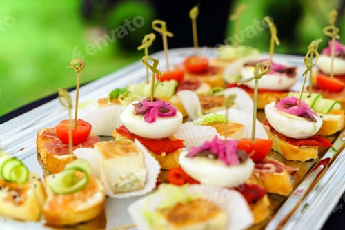 Preview: Catering Food