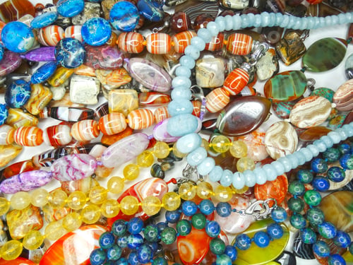 Preview: Jewelry Background Fashion Beads Necklace With Bright Crystals