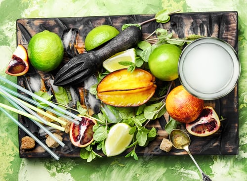 Preview: Refreshing Drink With Fresh Lime,Orange, Mint And Averrhoa