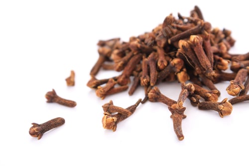 Preview: Fresh Dried Clove Spice In Glass Dish