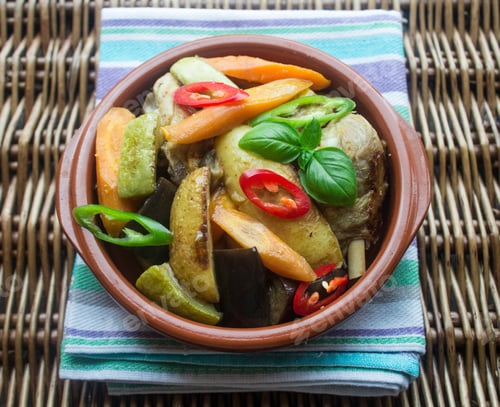 Preview: Chicken With Baby Vegetables - Potatoes, Carrots, Zucchini And Eggplant