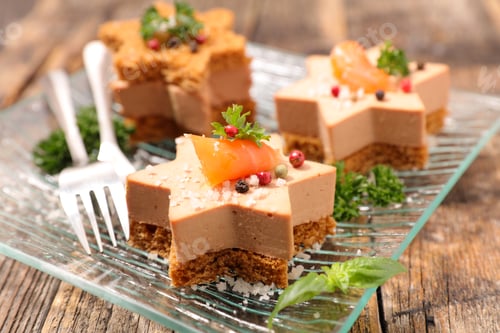 Preview: Christmas Canape With Gingerbread And Foie Gras