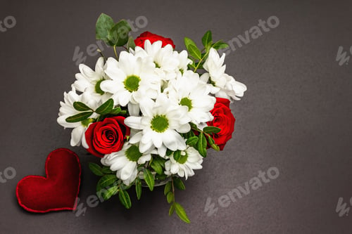 Preview: A Bouquet Of Fresh Flowers In Glass Vase And Soft Felt Hearts. Valentine'S Day Or Wedding Concept