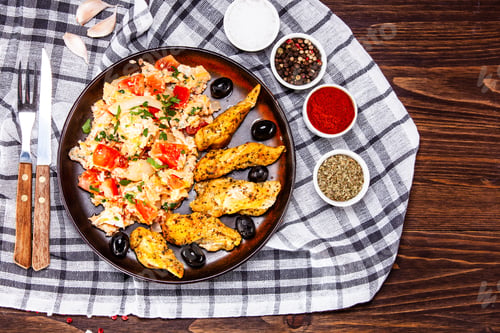 Preview: Breakfast - Scrambled Eggs With Chicken Strips