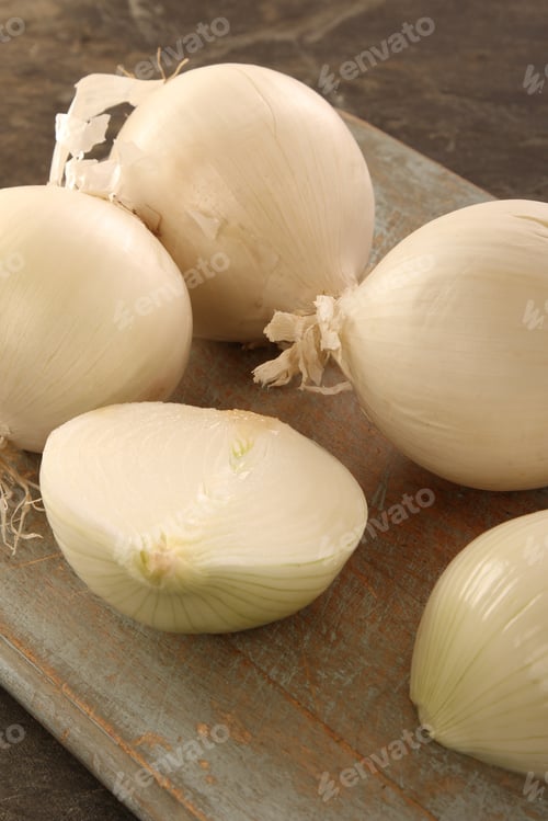 Preview: Preparing White Onions