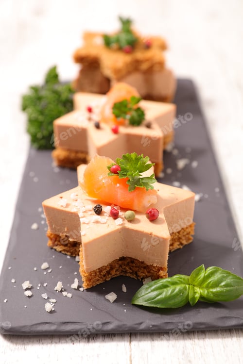 Preview: Festive Canape With Foie Gras And Salmon On Gingerbread Toast