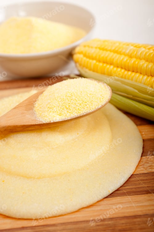 Preview: Polenta Traditional North Italy Corn Mais Flour Cream With Crop