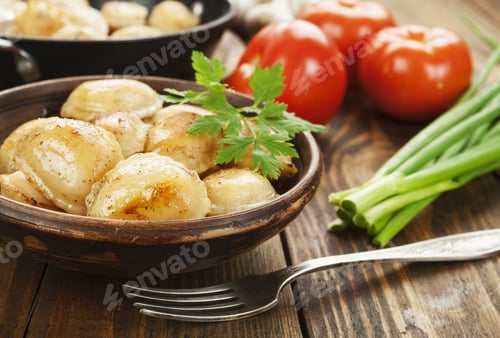Preview: Delicious Dumplings In The Frying Pan