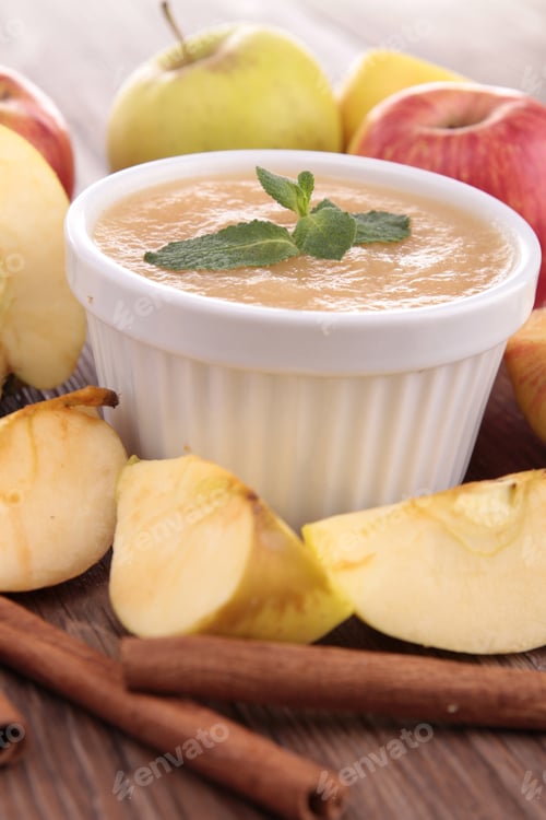 Preview: Apple Sauce