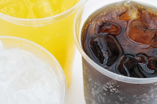 Preview: Fizzy Drinks In Plastic Beakers