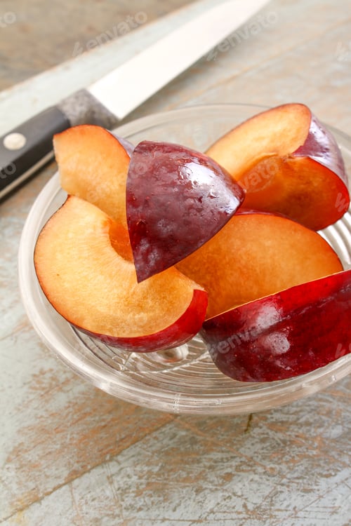 Preview: Preparing Fresh Plums
