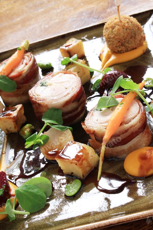 Preview: Rabbit Chicken Roulade With Vegetables