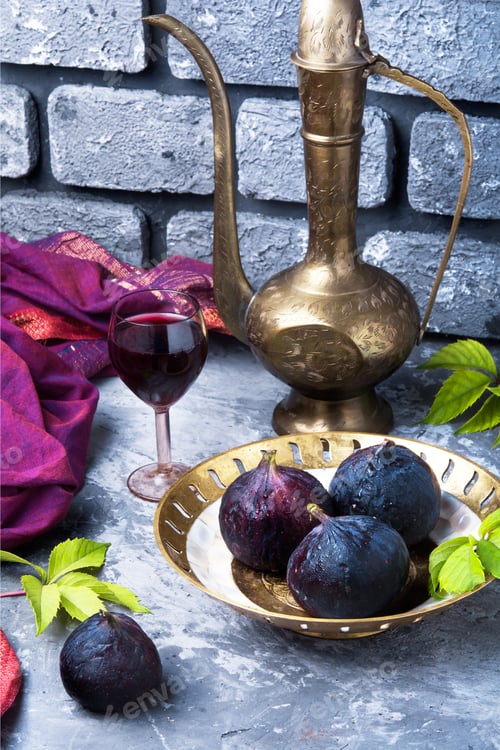 Preview: Glass With Red Wine Prepared From The Autumn Fruits Of Figs