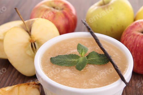 Preview: Apple Sauce And Ingredients