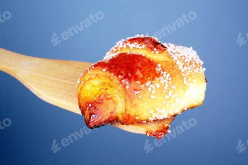 Preview: Single Fresh Croissant