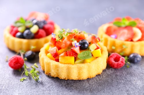 Preview: Fruit Tart With Fresh Fruits