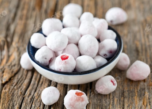 Preview: Cranberries In Powdered Sugar