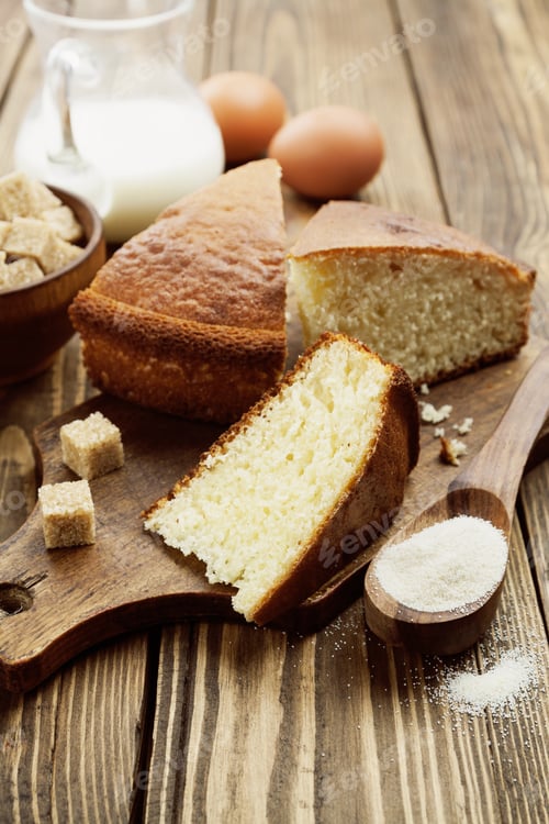 Preview: Semolina Cake On A Cutting Board. Mannik