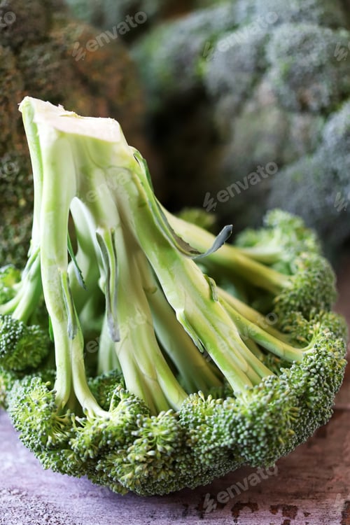 Preview: Raw Broccoli Heads. Raw Broccoli. Harvest Broccoli. Selective Focus. Macro.
