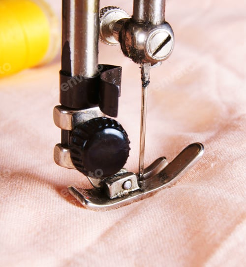 Preview: The Sewing Machine Close-Up.