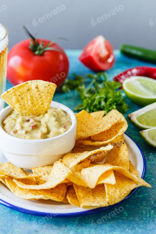 Preview: Guacamole With Avocado, Lime, Tomato, And Cilantro