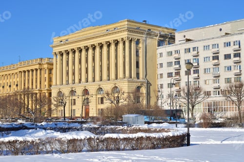 Preview: The Building In The Style Of Stalin On Trinity Square In St.Petersburg, Russia.