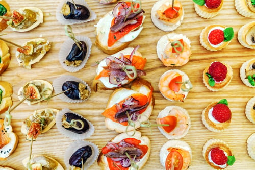 Preview: Catering Table
